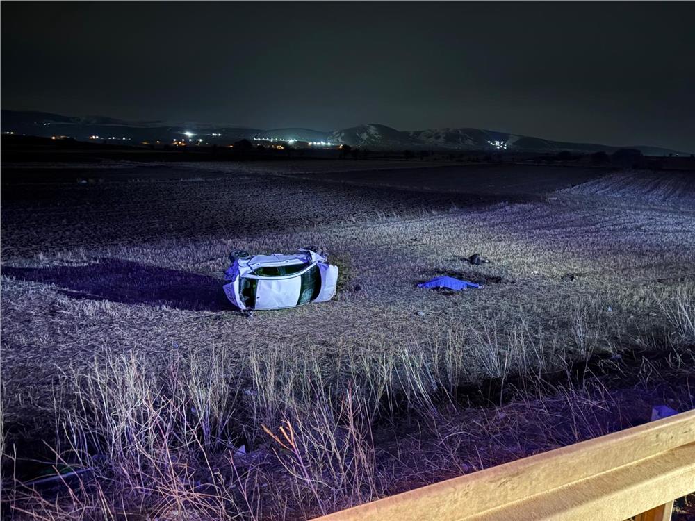 Kayseri’de otomobil şarampole yuvarlandı: 1 ölü, 1’i ağır 4 yaralı