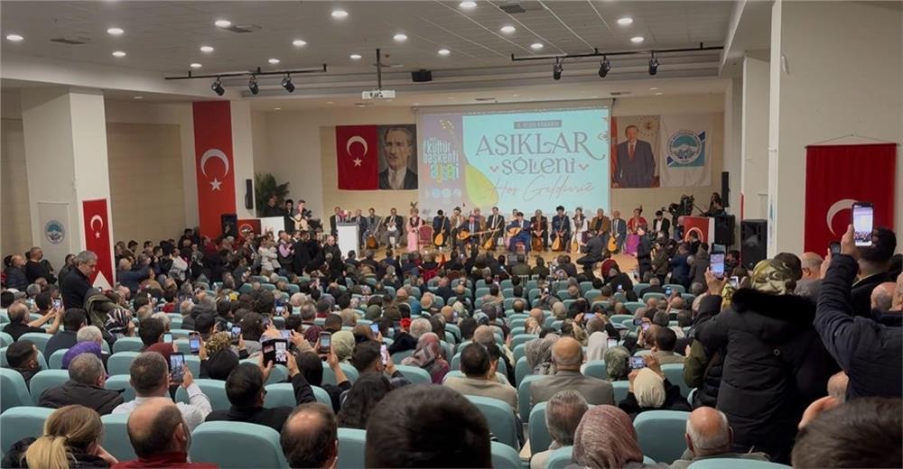 Kayseri’de ozanlar kulakların pasını sildi