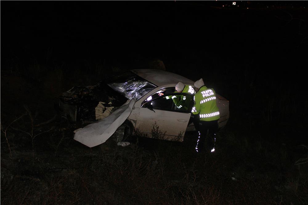 Kayseri'de uçuruma düşen otomobilin sürücüsü yaralandı