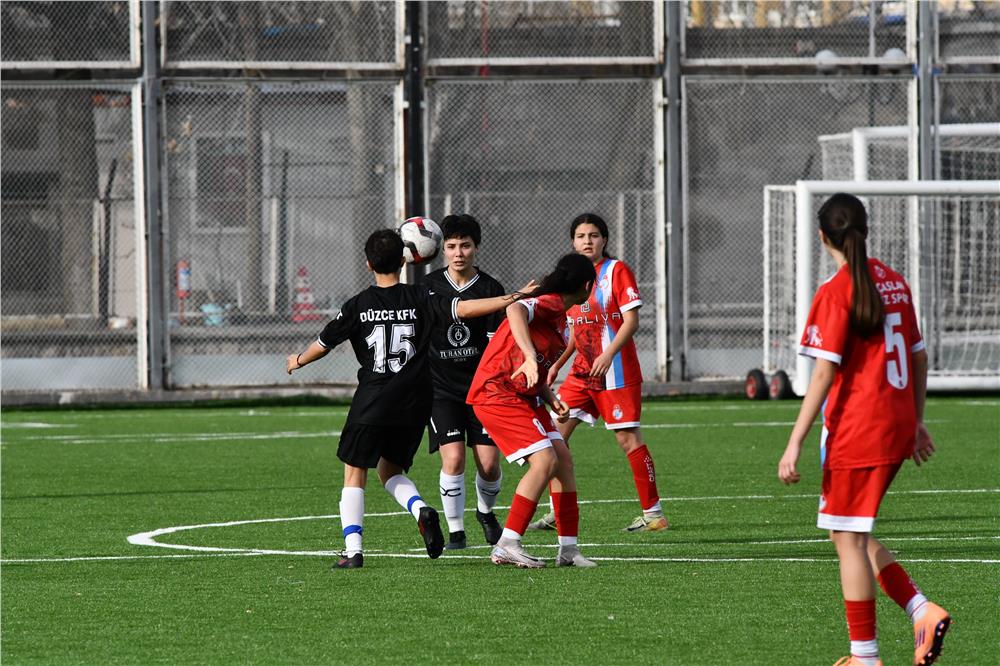 Kılıçaslan Yıldızspor 3 puanı 3 golle aldı