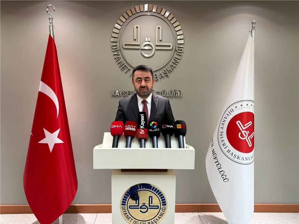 Ayvaz: Kadir Gecesine kavuşmanın sevinci içerisindeyiz