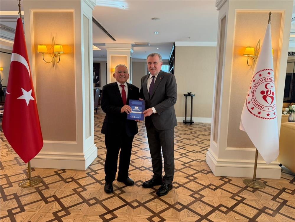 Başkan Büyükkılıç’tan Ankara çıkarması: Spor hedefleri ve yerel yönetim vizyonu masada