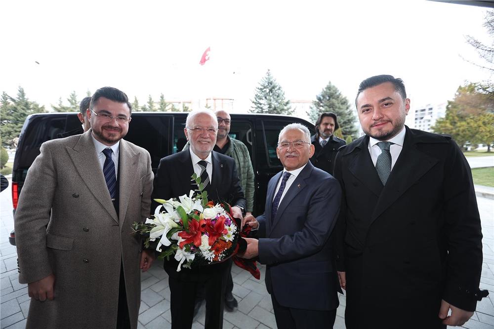 Elitaş'tan Başkan Büyükkılıç'a ziyaret