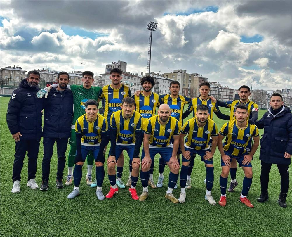 Hacılar Erciyesspor adım adım zirveye