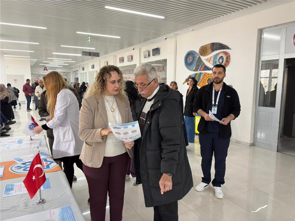 Kolon kanserine ‘kolonoskopi’ önerisi