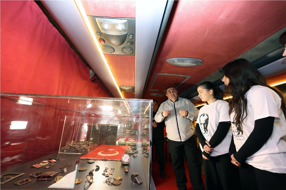 Talas’ta tarih okullara taşındı