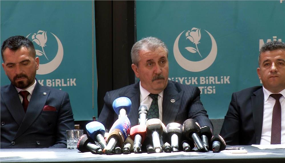 Destici: Cumhurbaşkanımızın erken seçimle tekrar aday olması sağlanmalıdır