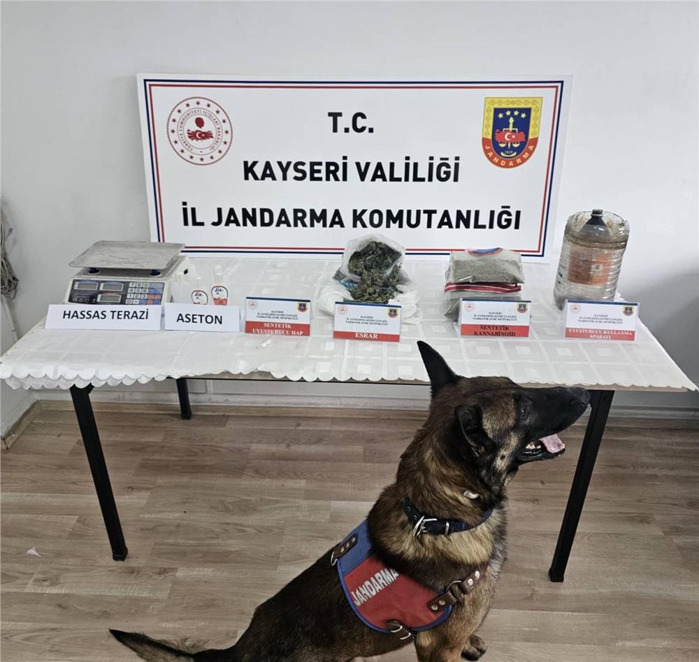 Kayseri'de uyuşturucu operasyonu: 900 gram uyuşturucu madde ele geçirildi