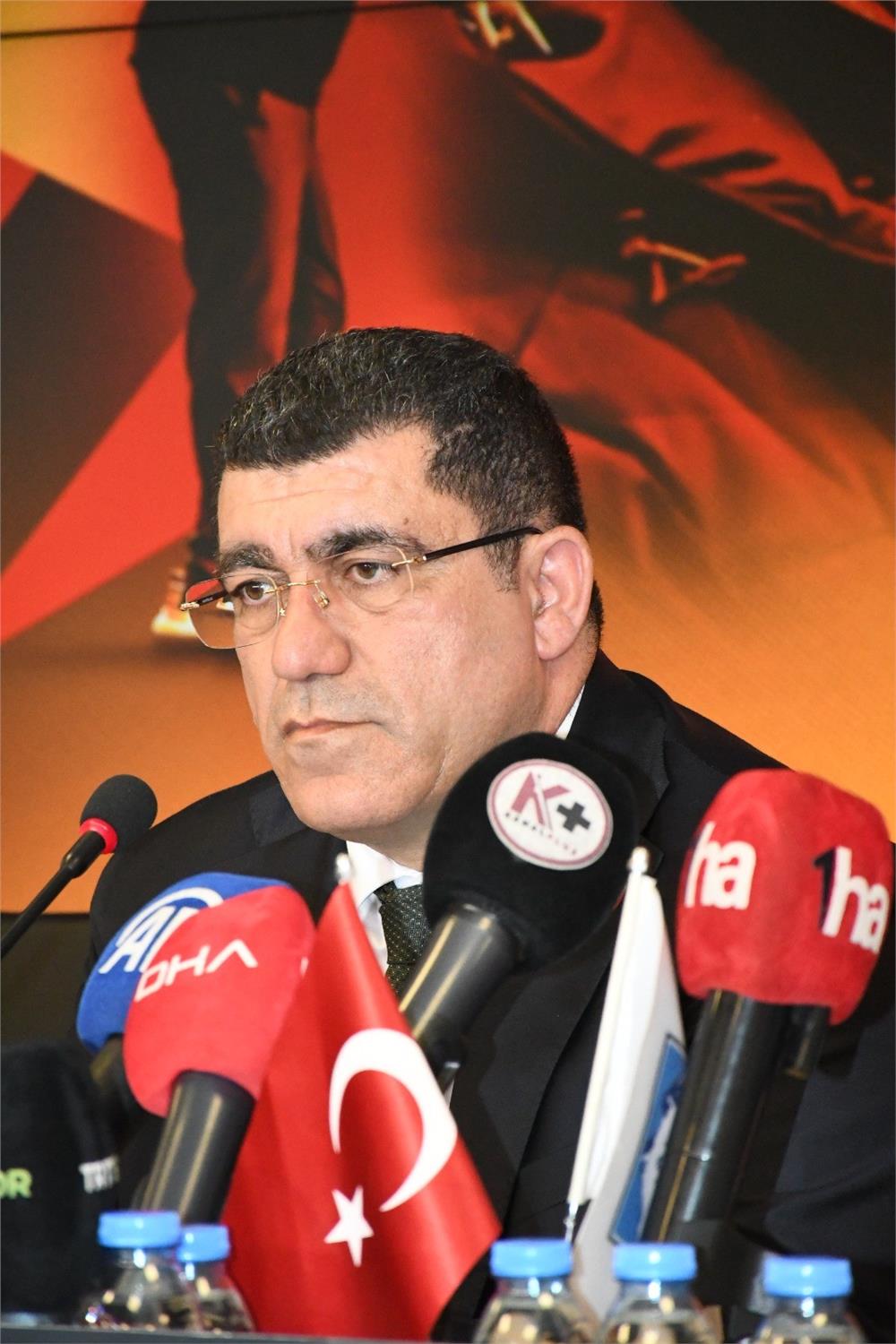 Açıkalın: Taraftarımızdan özür diliyoruz