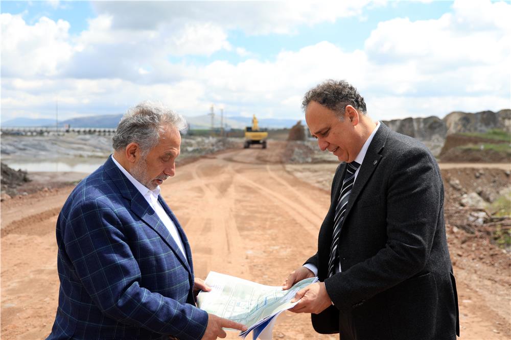 Başkan Yalçın'dan Başakpınar’da hizmet ve sohbet turu