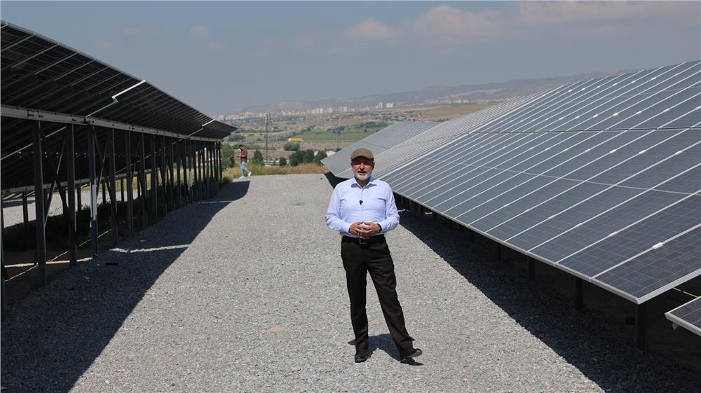 Çolakbayrakdar: Kendi enerjisini üreten sayılı belediyelerden biri olacağız