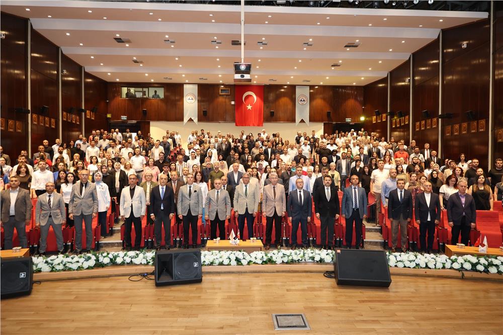 ERÜ’de ‘2025 Yılı Araştırma Performans Ödül Töreni’ düzenlendi