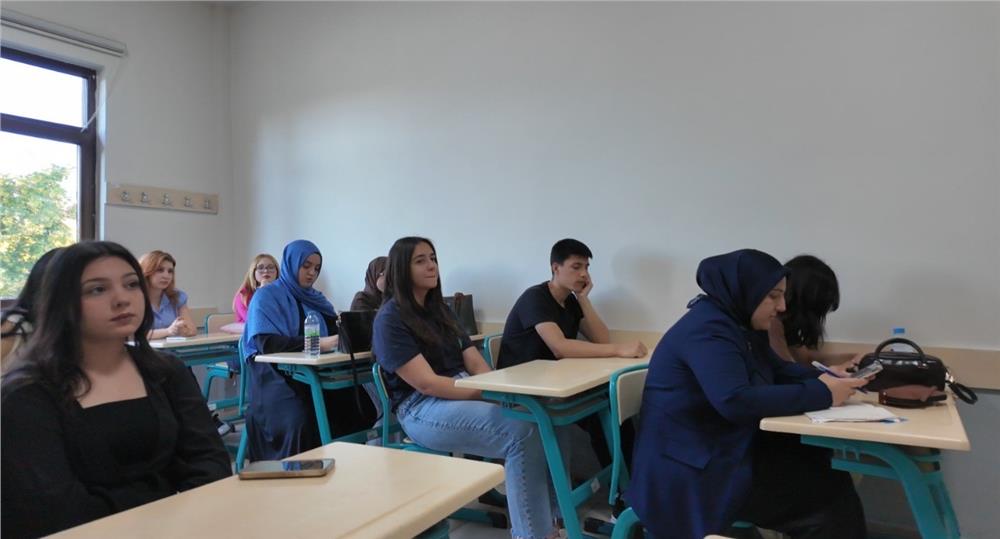 KAYMEK Şiir Atölyesi Kursu'nda gelenekten geleceğe sazlı sözlü yolculuk