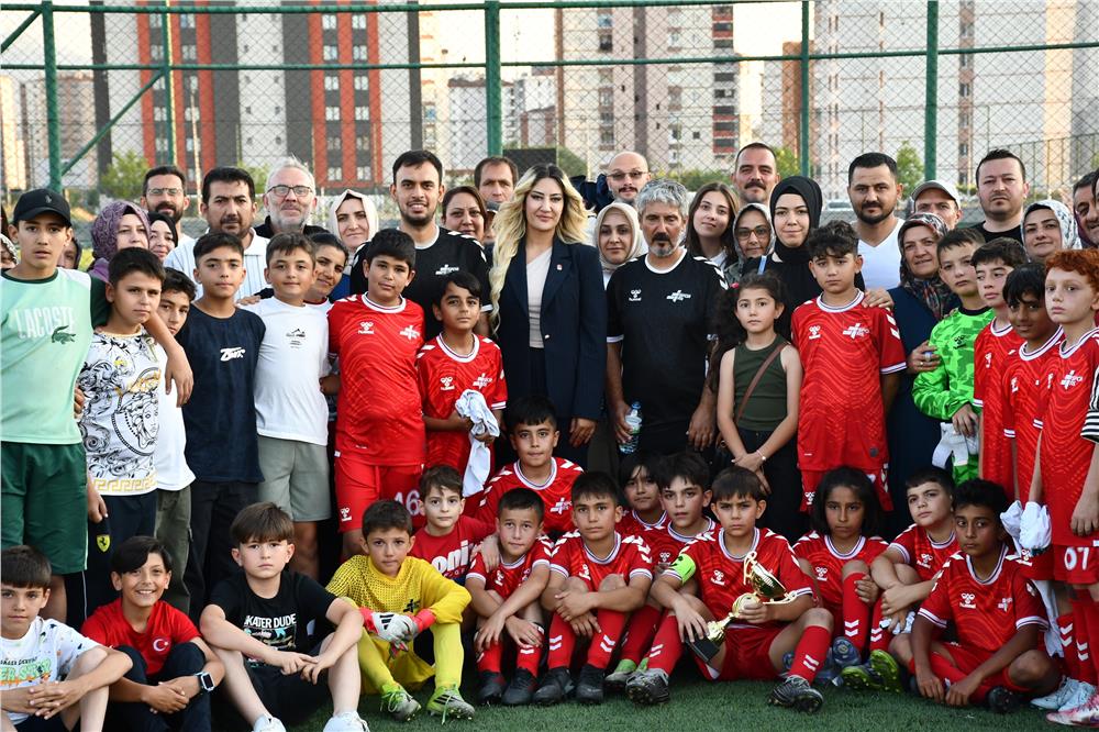 Kayseri U-11 Ligi'nde şampiyon Melikgazi Belediyespor oldu