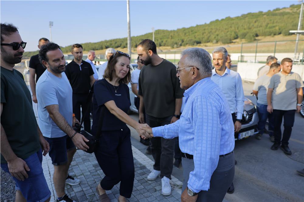 Başkan Büyükkılıç, Yüksek İrtifa'da ulusal basından gazeteci ve yazarlarla bir araya geldi