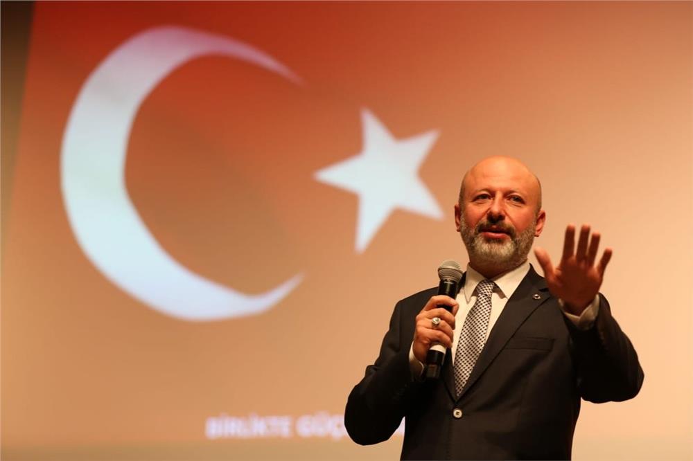 Başkan Çolakbayrakdar: Tarihi zaferlerle dolu bir milletiz