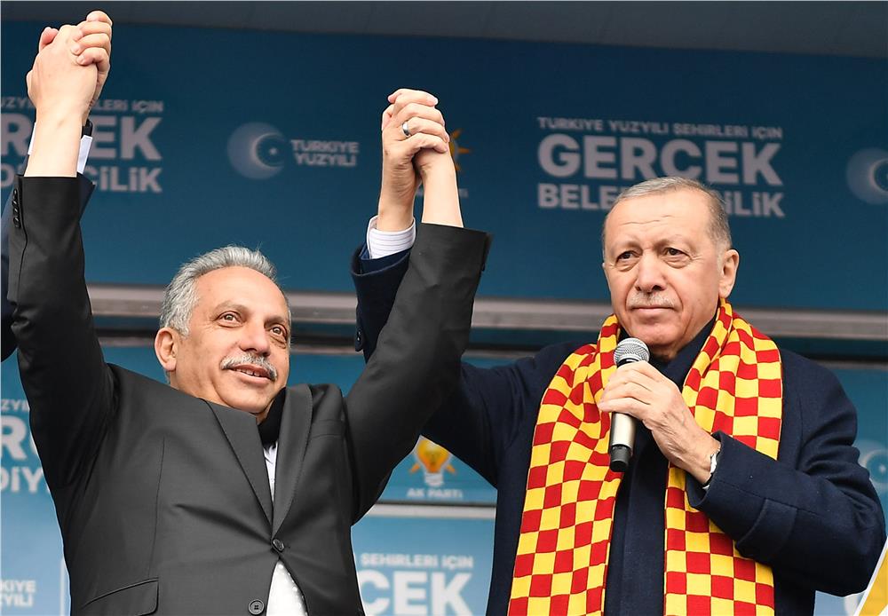 Başkan Mustafa Yalçın'dan 25. yıl mesajı