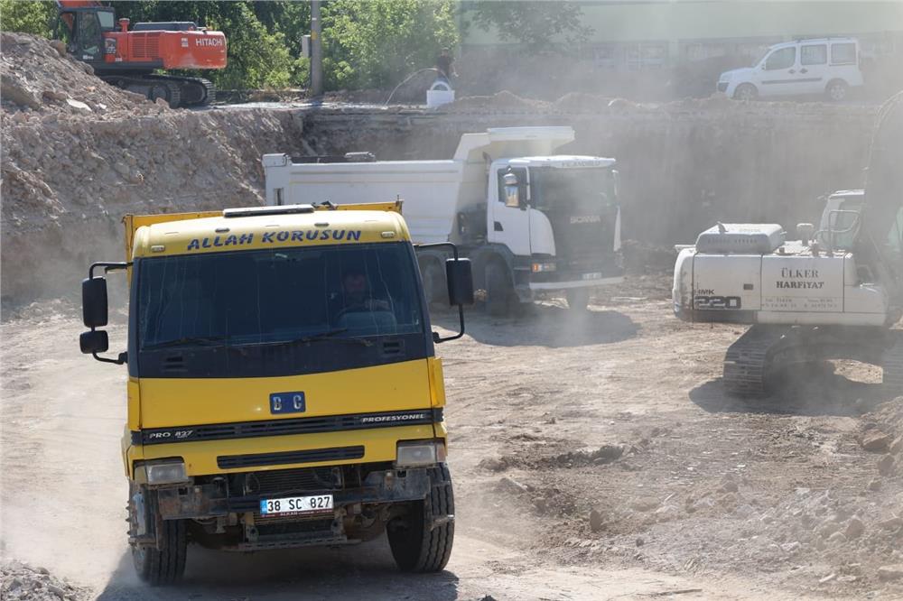 Bünyan’da hükümet konağı yapım çalışmaları sürüyor
