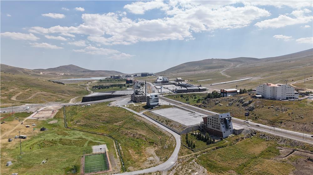 Büyükşehir'den Erciyes'te dört mevsim turizm hamlesi