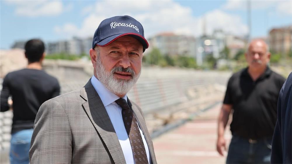 Çolakbayrakdar: Bir kentsel dönüşüm projesi bitiyor, yeni projenin müjdesini veriyorum