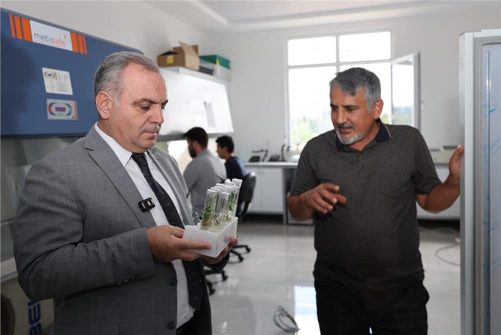 Erciyes Üniversitesi Ziraat Fakültesi 21 Laboratuvarlı Yeni Binasına Kavuşuyor