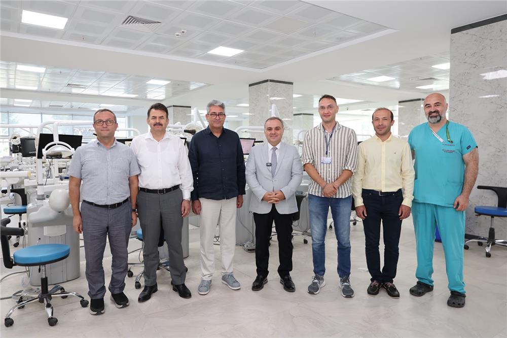 ERÜ Diş Hekimliği’nde Kapasite Hamlesi: 399 ünit ile daha hızlı sağlık hizmeti