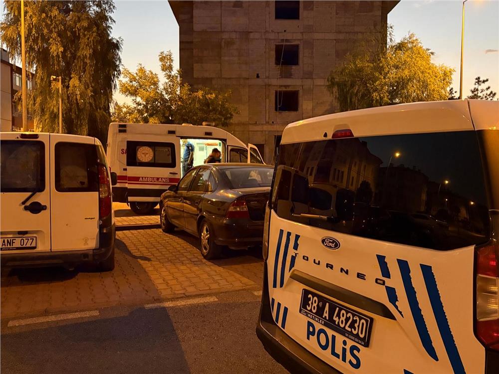 Kayseri’de bacağından bıçaklanan şahıs yaralandı