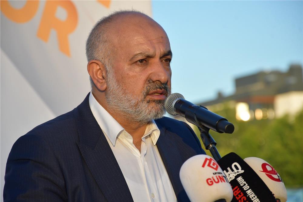Kayserispor Başkanı Ali Çamlı: Mutluluk yaşıyoruz