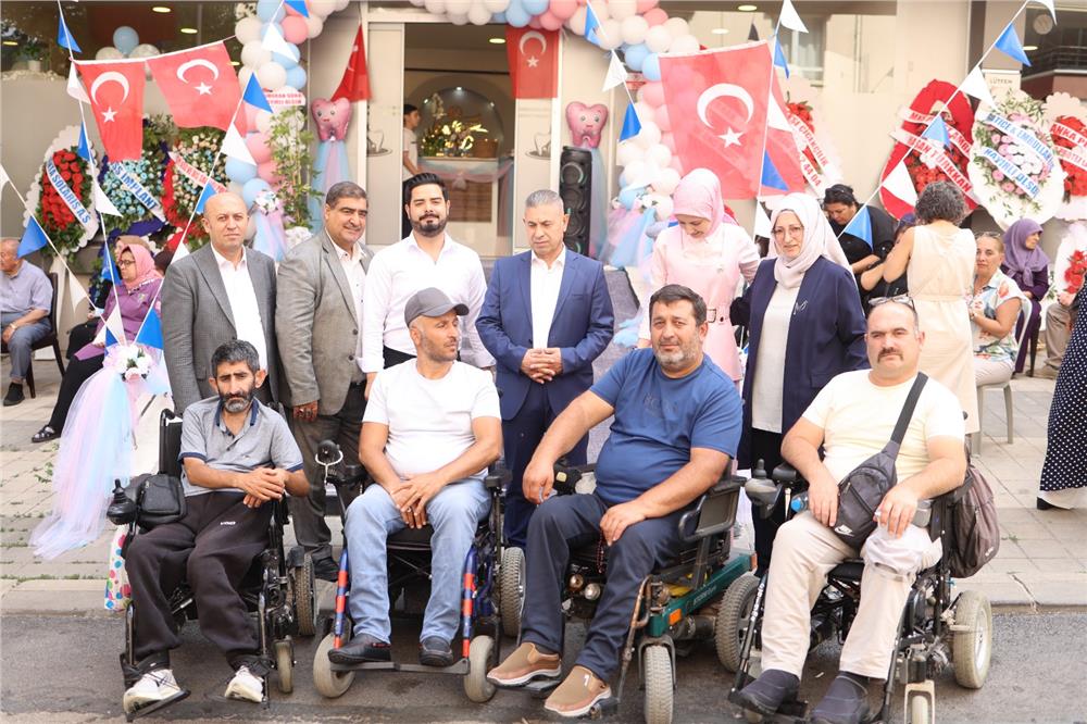 Keçiören’de sağlık yatırımı! Kuğudent Ağız ve Diş Polikliniği hizmete açıldı
