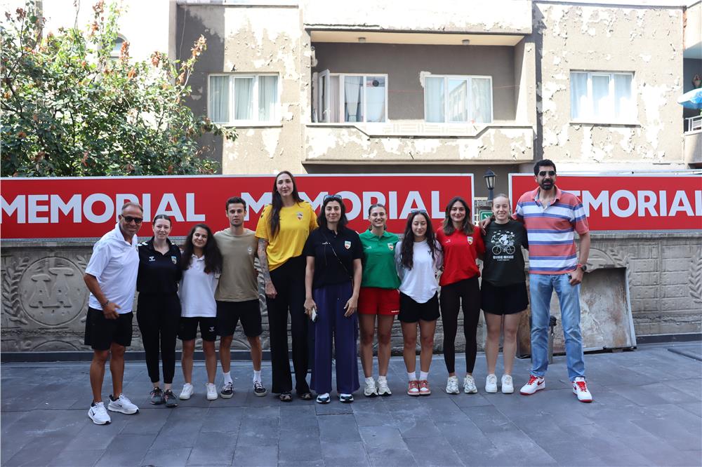 Melikgazi Kayseri Basketbol'da oyuncular ve teknik ekip sağlık kontrolünden geçti