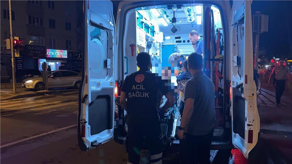Tabancayla yaralandı, tramvaya bindi