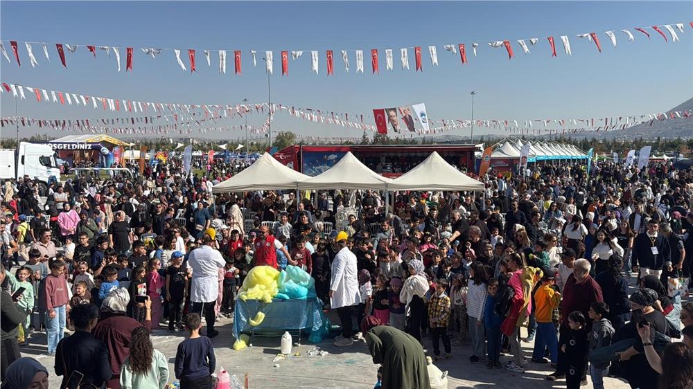 BİLİMFEST Kayseri bilim ve teknolojinin kalbini Kayseri'de attıracak
