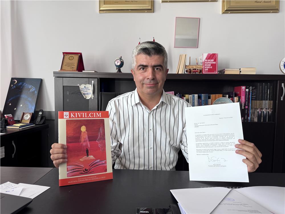 İspanya Başbakanı Sánchez'ten Kayseri'deki liseye mektup