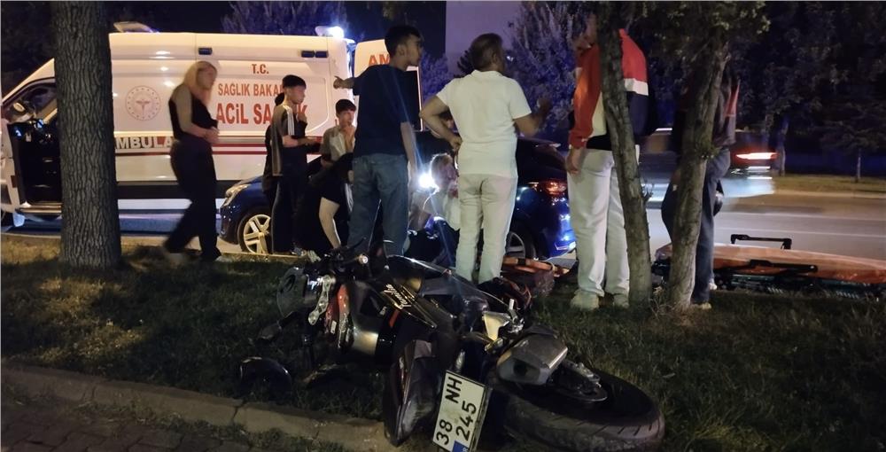 Kayseri'de otomobille motosiklet çarpıştı: 1 yaralı