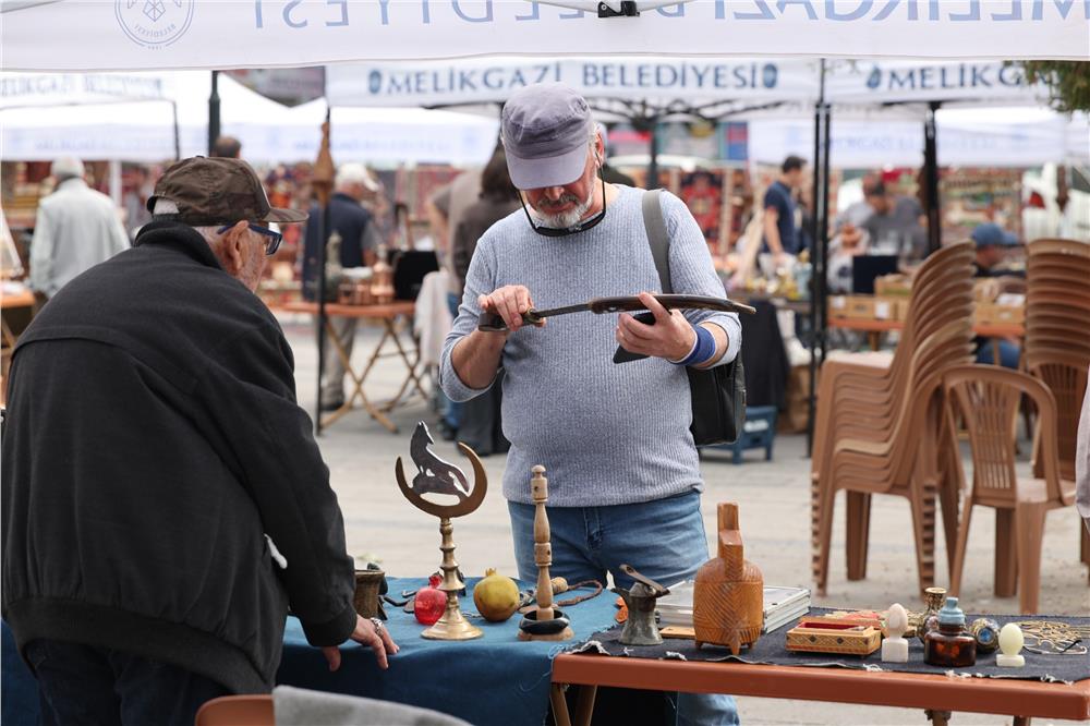Melikgazi Antik Rüzgarı nostalji rüzgarı estirdi