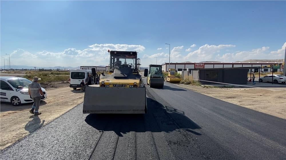 Metal Sanayi Sitesi'nde asfalt çalışması tamamlandı