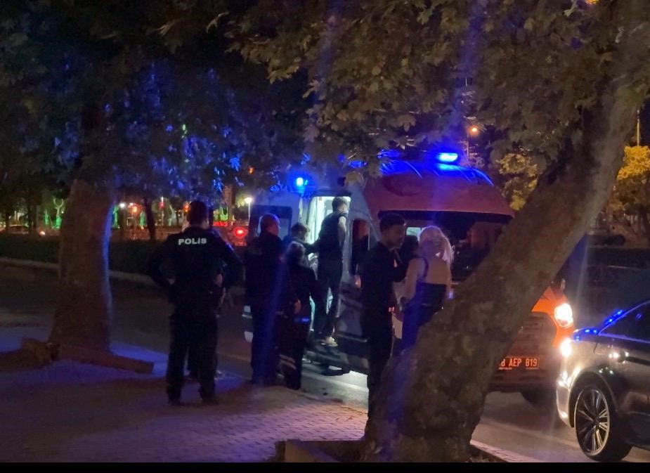 Trafikte ‘yan bakma’ kavgasında kan aktı