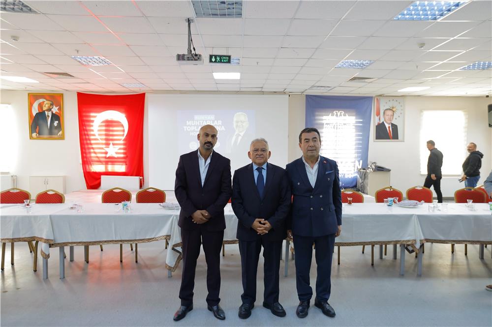 Başkan Büyükkılıç, Bünyan'da muhtarlarla istişare toplantısı yaptı