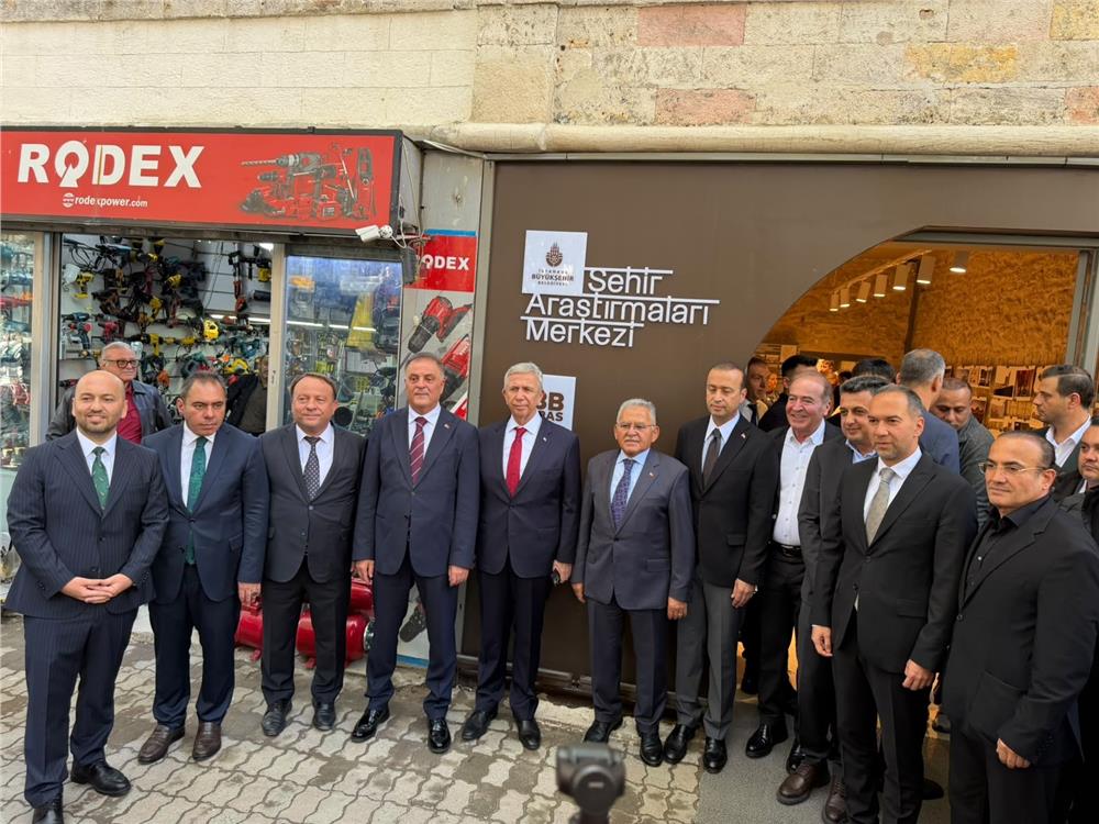 Büyükkılıç İstanbul'da Şehir Araştırmaları Merkezi açılışına katıldı