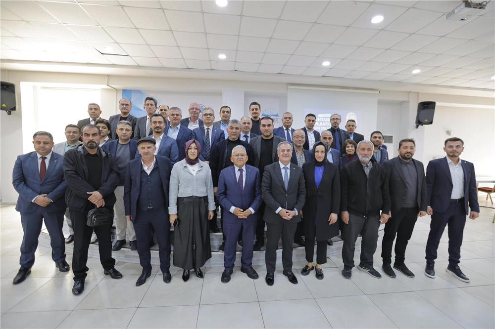 Büyükkılıç, Talas ve Hacılar’da muhtarlarla istişare toplantıları gerçekleştirdi