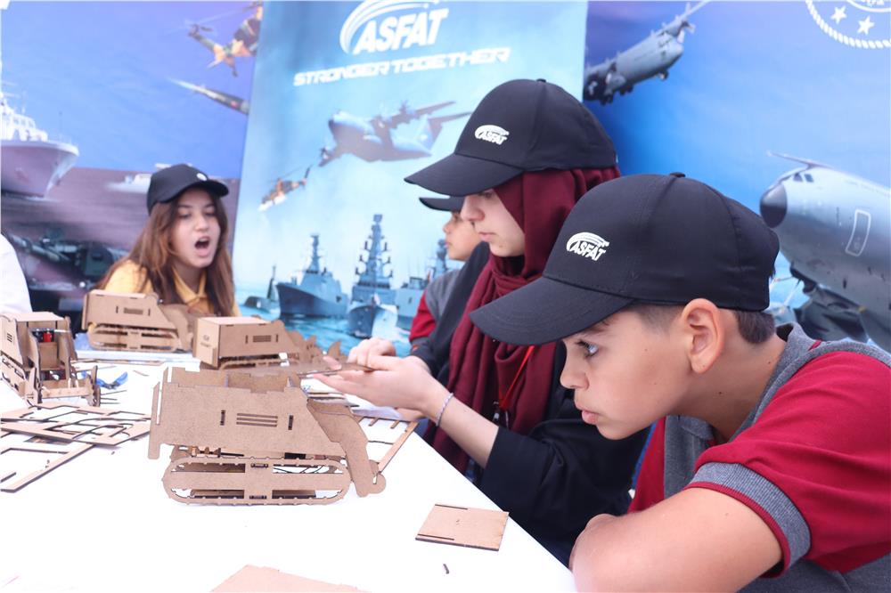 Çocuklar yerli ve milli ürünleri maketlerini yaparak tanıdı