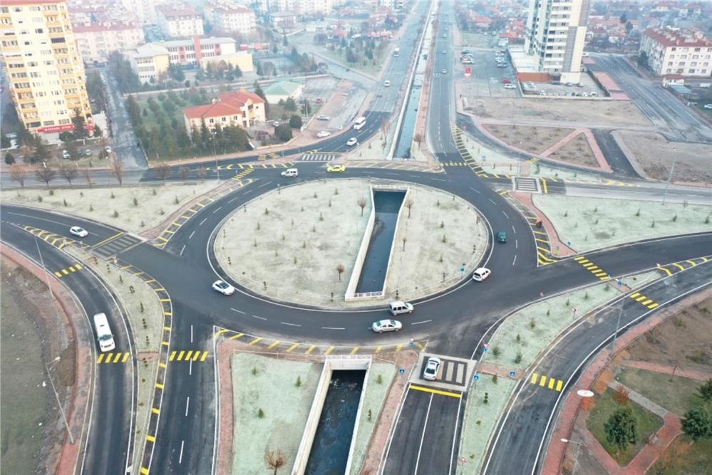 Çolakbayrakdar: Kayseri’nin trafik yükünü akıllı kavşaklarla hafifletiyoruz