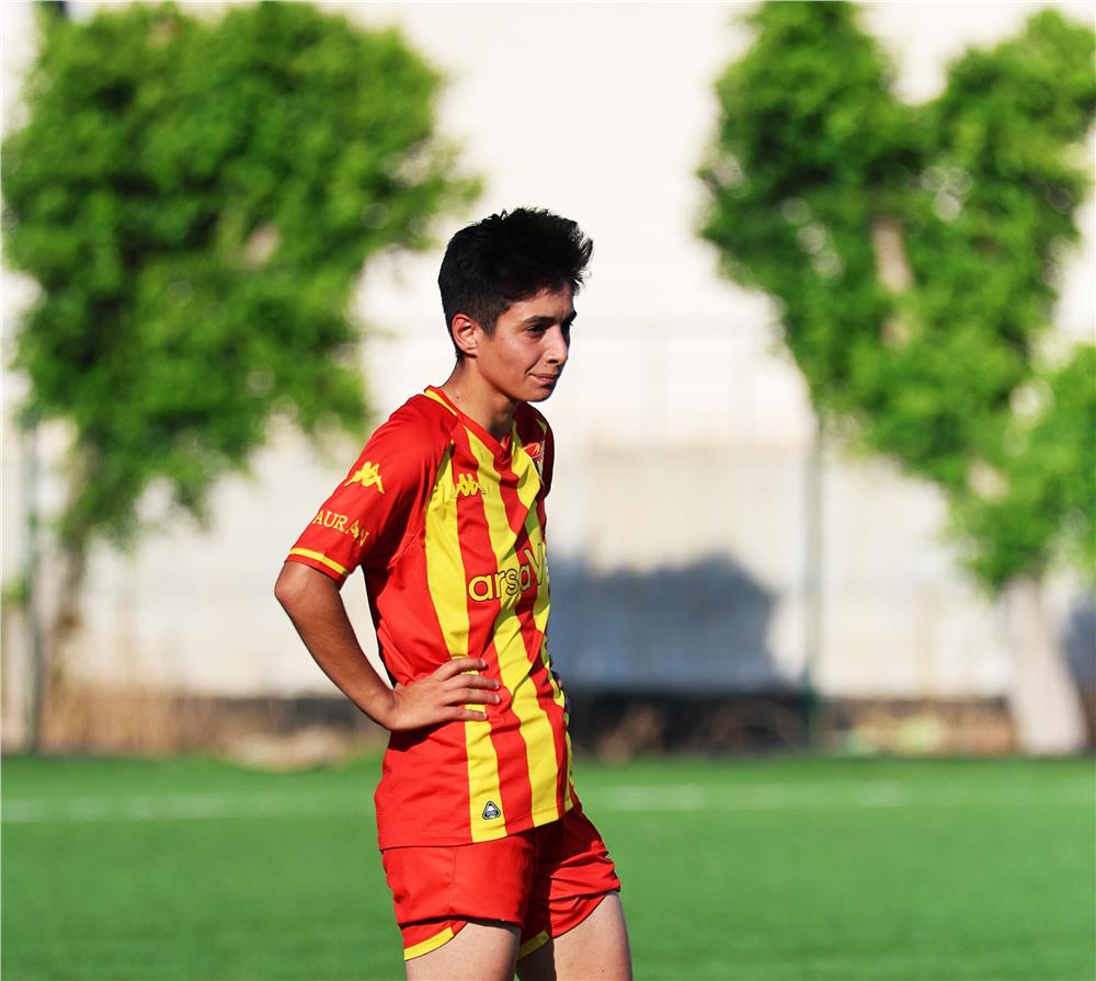 Kayseri Kadın FK, Bahar Özen ile yollarını ayırdı
