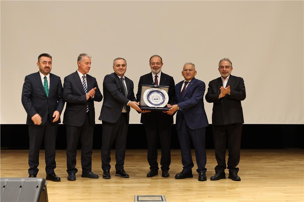 Prof. Dr. Mehmet Görmez ERÜ’de konferans verdi