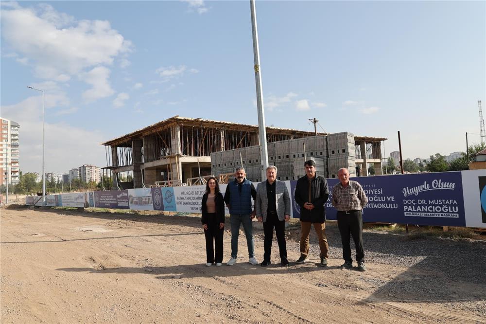 Yıldırım Beyazıt mahallesinin okulları tamamlanıyor